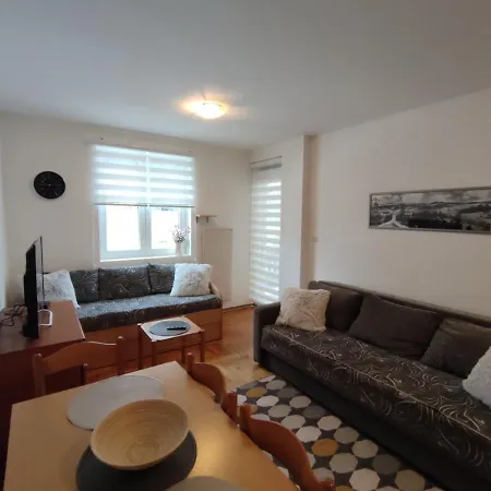 Paja Apartment